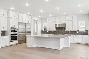 1276 Oleander St, Castle Rock, CO 80109 - Photo 10