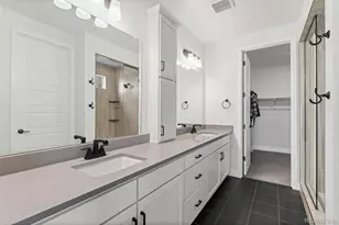 20708 E 49th Dr, Denver, CO 80249 - Photo 24