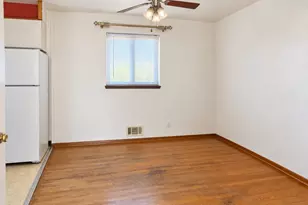 1420 S Winona Way, Denver, CO 80219 - Photo 6