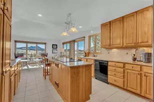 8332 Bannock Rd, Larkspur, CO 80118 - Photo 14