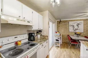 7872 W Glasgow Pl, Littleton, CO 80128 - Photo 12