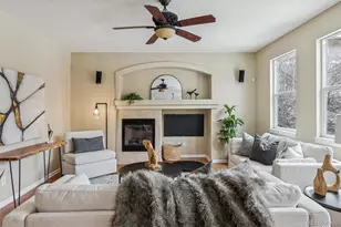 6813 S Harvest Ct, Aurora, CO 80016 - Photo 8