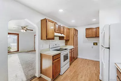 43 S 10th Avenue, Brighton, CO 80601 - Photo 4