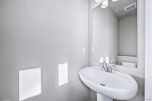 3912 N Rome St, Aurora, CO 80019 - Photo 12