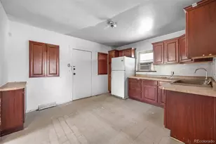 2425 W College Ave, Denver, CO 80219 - Photo 10