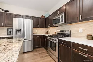 12174 Hannibal St, Commerce City, CO 80603 - Photo 6