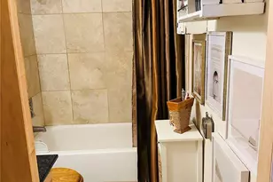 909 N Logan Street, Denver, CO 80203 - Photo 8