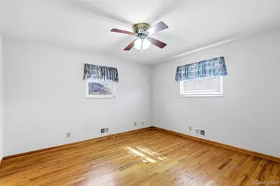 1885 E 115th Avenue, Northglenn, CO 80233 - Photo 10