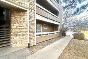 1075 S Elkhart Way, Aurora, CO 80012 - Photo 2