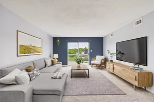 190 E Highline Cir, Centennial, CO 80122 - Photo 2