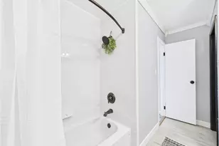 190 E Highline Cir, Centennial, CO 80122 - Photo 26