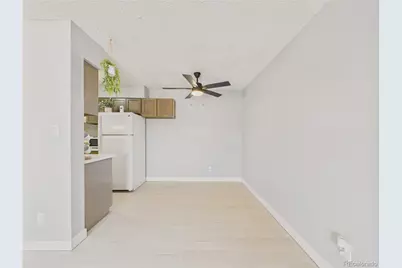 190 E Highline Circle #302, Centennial, CO 80122 - Photo 6