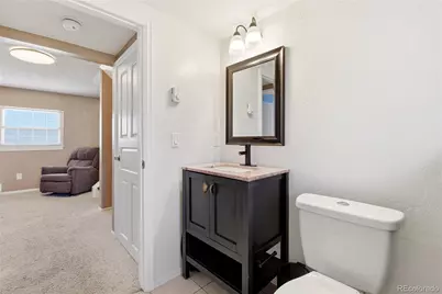 17855 E Kansas Place, Aurora, CO 80017 - Photo 32