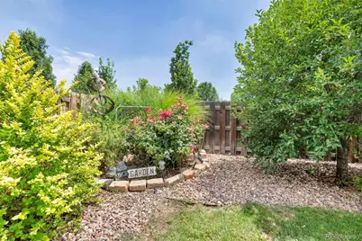 82 S Newbern Way, Aurora, CO 80018 - Photo 36
