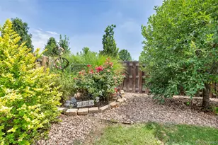 82 S Newbern Way, Aurora, CO 80018 - Photo 36