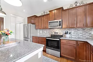 82 S Newbern Way, Aurora, CO 80018 - Photo 26