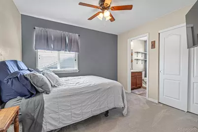 82 S Newbern Way, Aurora, CO 80018 - Photo 8