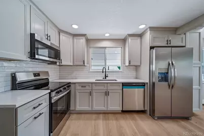 472 S Perry Street, Denver, CO 80219 - Photo 10