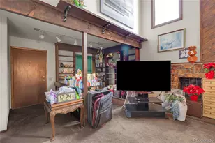 2864 S Vaughn Way, Aurora, CO 80014 - Photo 4