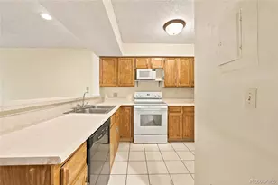13950 E Oxford Pl, Aurora, CO 80014 - Photo 4