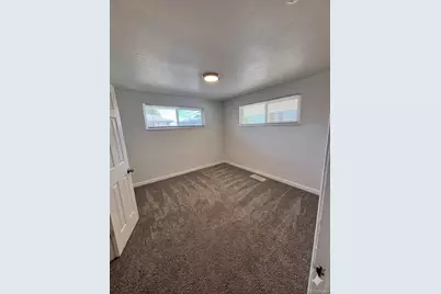1181 Akron #A, Aurora, CO 80010 - Photo 10