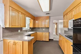 7080 W 43rd Pl, Wheat Ridge, CO 80033 - Photo 6