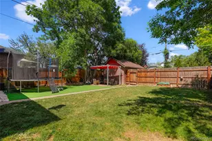 2810 Dahlia St, Denver, CO 80207 - Photo 16