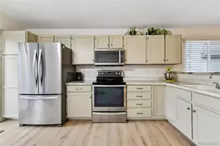 6152 Perry St, Arvada, CO 80003 - Photo 8