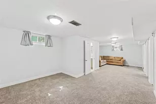 2395 Pontiac St, Denver, CO 80207 - Photo 12