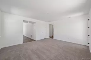 5781 S De Gaulle Ct Pl, Aurora, CO 80016 - Photo 4