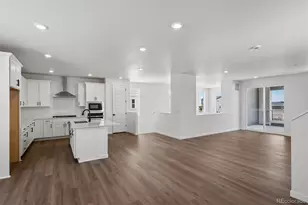5781 S De Gaulle Ct Pl, Aurora, CO 80016 - Photo 10