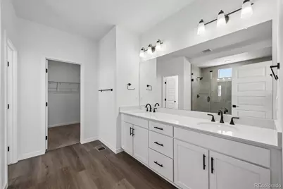 5781 S De Gaulle Ct Place, Aurora, CO 80016 - Photo 22
