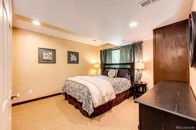 24036 E Kettle Place, Aurora, CO 80016 - Photo 28