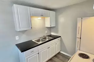 1437 Moline St, Aurora, CO 80010 - Photo 4