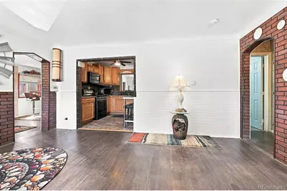 2065 Syracuse Street, Denver, CO 80207 - Photo 4