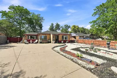 2065 Syracuse Street, Denver, CO 80207 - Photo 2