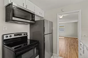 3030 N Glencoe St, Denver, CO 80207 - Photo 4