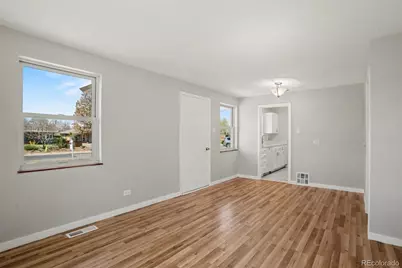 3030 N Glencoe Street, Denver, CO 80207 - Photo 8