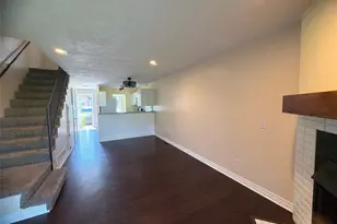 1663 S Blackhawk Way, Aurora, CO 80012 - Photo 4