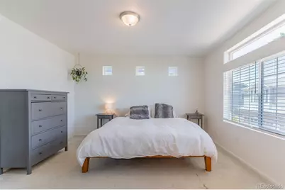 211 S Oak Hill Street, Aurora, CO 80018 - Photo 18