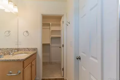 211 S Oak Hill Street, Aurora, CO 80018 - Photo 22