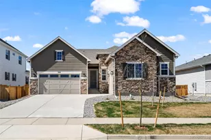 3807 Emerald Shore Cir, Loveland, CO 80538 - Photo 1