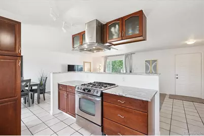 9975 W Wagon Trail Drive, Littleton, CO 80123 - Photo 4