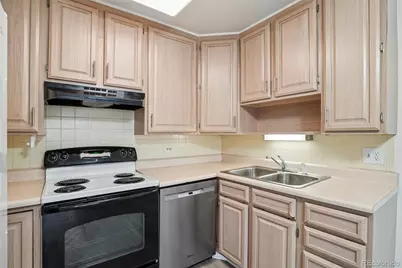 9655 E Center Avenue #9D, Denver, CO 80247 - Photo 20