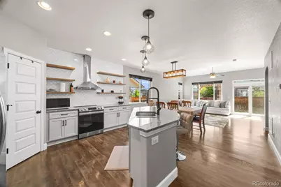 484 N Jamestown Way, Aurora, CO 80018 - Photo 8