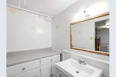 3451 E 26th Avenue Parkway, Denver, CO 80205 - Photo 18