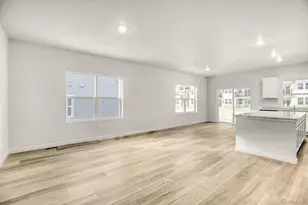 244 Kobe Ln, Johnstown, CO 80534 - Photo 2