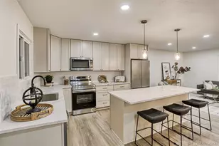 922 Park View St, Castle Rock, CO 80104 - Photo 4