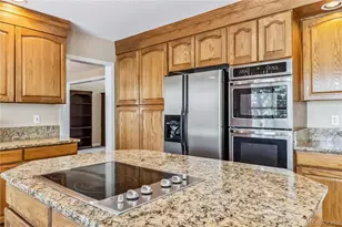 2154 S Parfet Dr, Lakewood, CO 80227 - Photo 12