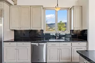 2800 Hunter's Knob Rd, Silverthorne, CO 80498 - Photo 12